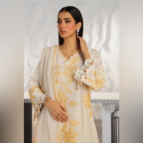 SANA SAFINAZ White and Yellow Embroidered Dress - Picture 2 of 14